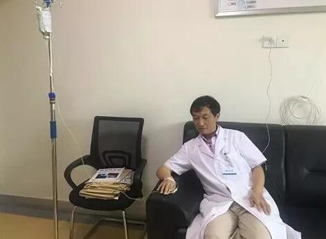 成都金沙9001以诚为本陈晓明、罗清礼教授获评成都高新区 医师奖3.jpg