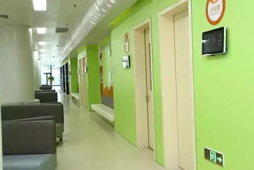 厦门眼科中心在新院区——五缘院区的公益眼健康检查活动得到社会广泛关注6.jpg 厦门眼科中心在新院区——五缘院区的公益眼健康检查活动得到社会广泛关注6.jpg