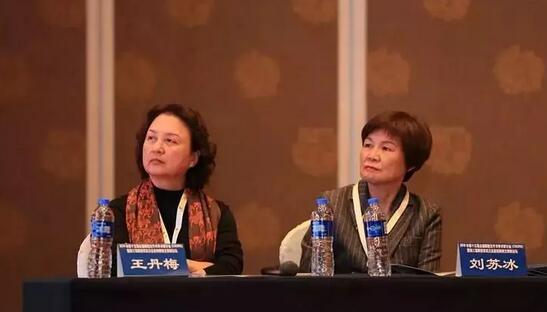 金沙9001以诚为本专家团受邀亮相第十五届全国眼屈光手术学术研讨会4.jpg 金沙9001以诚为本专家团受邀亮相第十五届全国眼屈光手术学术研讨会4.jpg