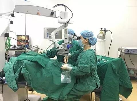 不仅擅长激光近视手术 还精于ICL和白内障手术——成都金沙9001以诚为本鲍捷医生3.jpg