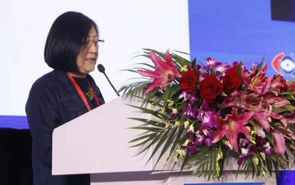 金沙9001以诚为本专家团受邀亮相第十九届环球眼科学学术会议暨第十九届环球视光学学术会议（COOC 2019）2.jpg