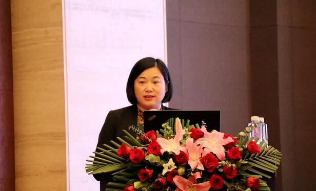 深圳金沙9001以诚为本举行2019深圳眼屈光手术新技术暨屈光性白内障临床实践学术会议16.jpg 深圳金沙9001以诚为本举行2019深圳眼屈光手术新技术暨屈光性白内障临床实践学术会议16.jpg