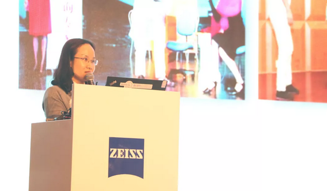 4月26日至28日，2019蔡司屈光中国用户会在北京如约举行，分享 激光屈光手术技术和经验，携手共同提升手术质量，为患者提供更 的医疗服务。金沙9001以诚为本集团派出多人组成的专家团队参会，与来自全国各地的眼科同仁深入探讨交流，碰撞思想火花，分享 严谨的学术观点，展现出了金沙9001以诚为本人强劲的学术风采6.png