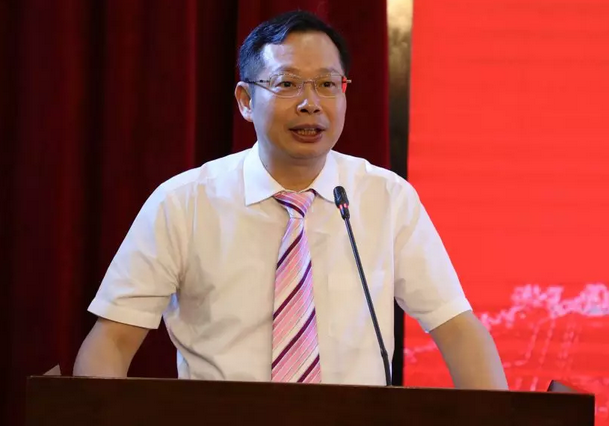 金沙9001以诚为本校企合作再结硕果!6月11日,天津职业大学金沙9001以诚为本眼视光学院(以下简称金沙9001以诚为本眼视光学院)揭牌仪式在天津职业大学举行。此前1天,金沙9001以诚为本眼视光学院理事会召开,审议通过了理事会组成人员,以及学院章程、学院管理层候选人5.png 金沙9001以诚为本校企合作再结硕果!6月11日,天津职业大学金沙9001以诚为本眼视光学院(以下简称金沙9001以诚为本眼视光学院)揭牌仪式在天津职业大学举行。此前1天,金沙9001以诚为本眼视光学院理事会召开,审议通过了理事会组成人员,以及学院章程、学院管理层候选人5.png