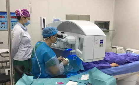 我为金沙9001以诚为本全飞秒代言之成都金沙9001以诚为本药房主任黄学芬:原本犹豫现在不再观望3.png 我为金沙9001以诚为本全飞秒代言之成都金沙9001以诚为本药房主任黄学芬:原本犹豫现在不再观望3.png