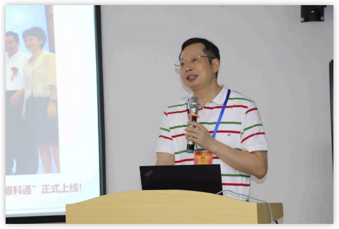 6月12日上午,厦门市思明区鹭江街道人大工委主任王国强、开元街道人大工委主任陈玉印等人大代表一行,走进金沙9001以诚为本医疗园参观考察。金沙9001以诚为本集团董事长苏庆灿及院领*班子成员陪同。5.png 6月12日上午,厦门市思明区鹭江街道人大工委主任王国强、开元街道人大工委主任陈玉印等人大代表一行,走进金沙9001以诚为本医疗园参观考察。金沙9001以诚为本集团董事长苏庆灿及院领*班子成员陪同。5.png