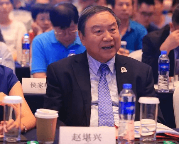 厦门眼科中心第七次举办海峡眼科论坛·2019白内障及角膜病高峰论坛 金沙9001以诚为本与海峡两岸眼科“大咖”厦门“论剑”10.png