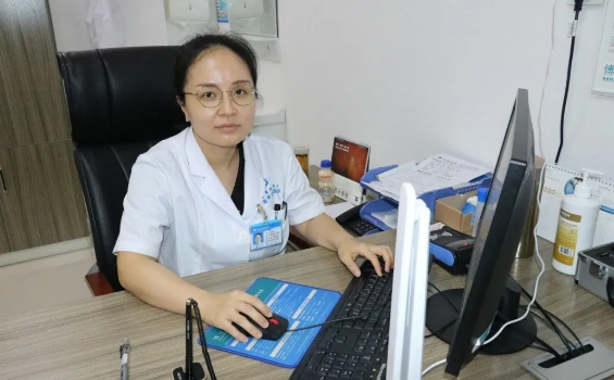 福建省医学会眼科学分会青年委员会委员林胤副主任医师加盟厦门眼科中心莆田眼科医院1.png 福建省医学会眼科学分会青年委员会委员林胤副主任医师加盟厦门眼科中心莆田眼科医院1.png