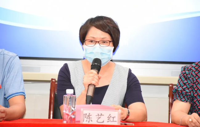 厦门眼科中心漳州眼科医院为龙文两所学校赠送价值40200元爱心眼镜1.png 厦门眼科中心漳州眼科医院为龙文两所学校赠送价值40200元爱心眼镜1.png