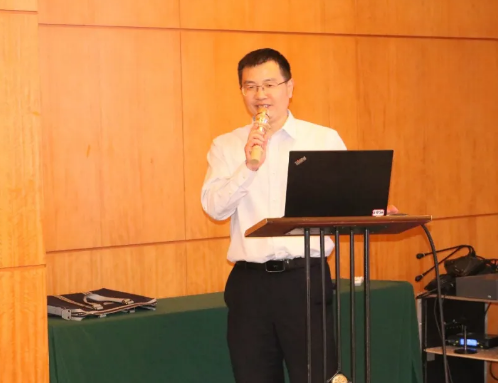 备受追捧!全国斜弱视与小儿眼科领军人物赵堪兴院士莅临莆田眼科医院坐诊并为同行传经授宝!4.png 备受追捧!全国斜弱视与小儿眼科领军人物赵堪兴院士莅临莆田眼科医院坐诊并为同行传经授宝!4.png